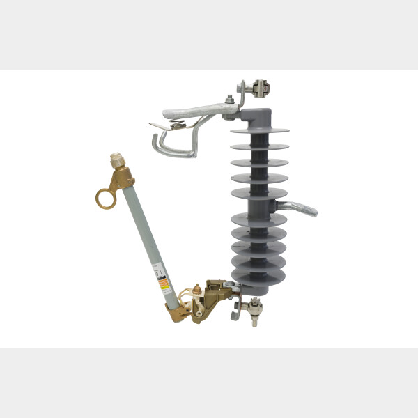 cutout fuses provide insulation to electrical equipment