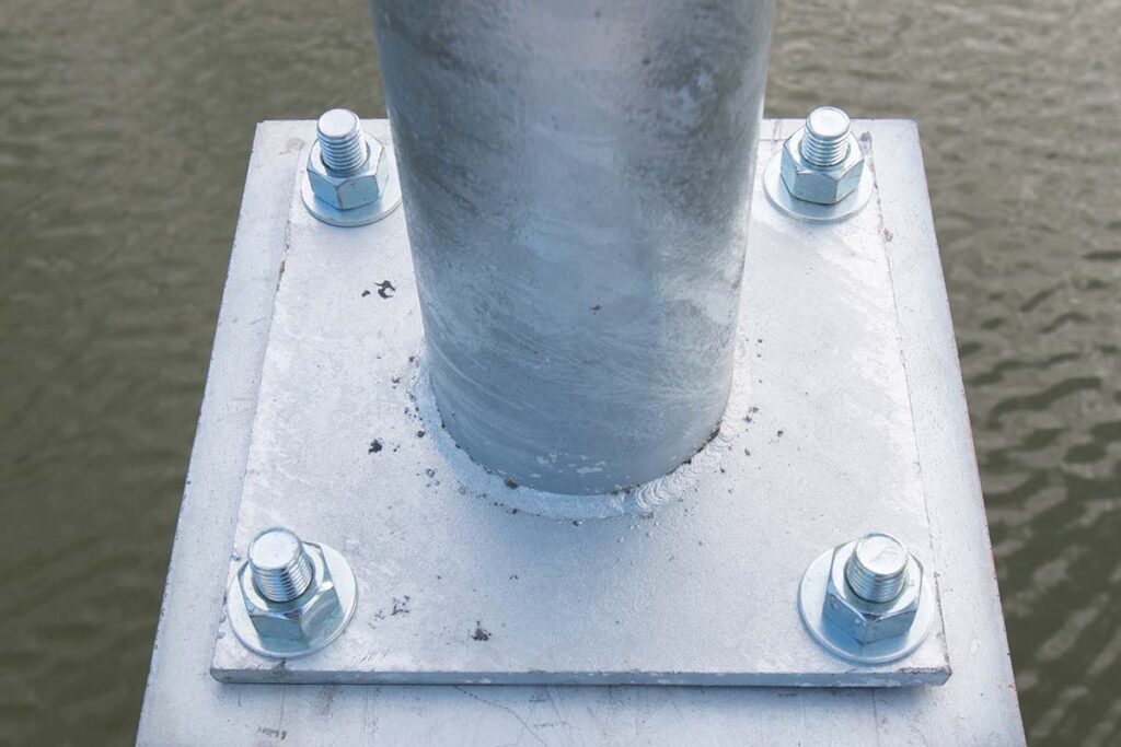 Plate anchor rods supporting mordernization