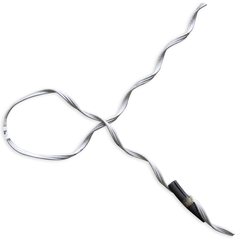 Side ties provide mechanical stability to wind infrastructure