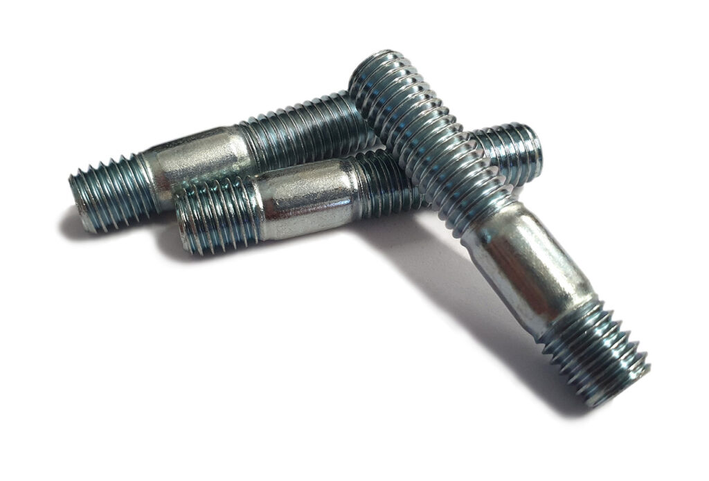 Double end bolts secure flanged joints in nuclear systems