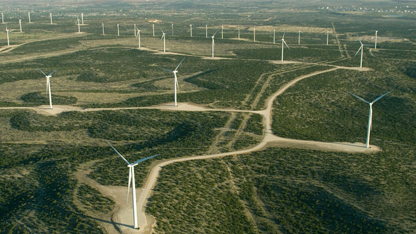 Wind turbines supporting data centers and electric grid