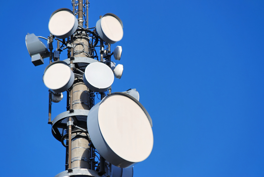 ZTE microwave networks on transmission lines